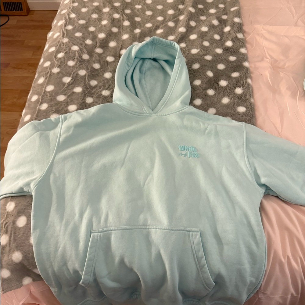 White Fox Boutique Mint Sweatshirt & Sweatpants (Sold together) - Picture 2 of 4